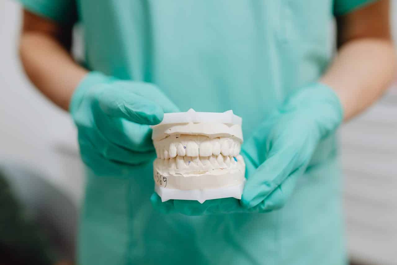 overdentures work with natural teeth